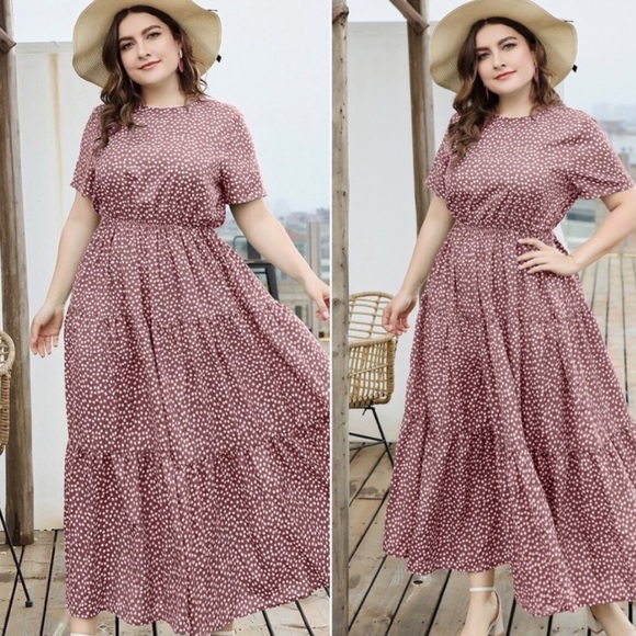 Dresses & Skirts - Plus size dot maxi dress- Maroon